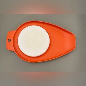 VTG 1970s Tupperware Tangerine Orange Chop-N-Pour Set (Chopping Board w/Scraper)